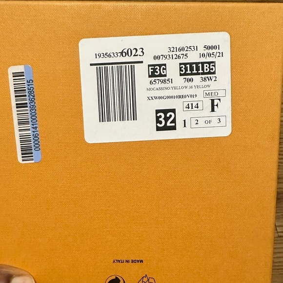 TODS Leather Penny Driving Moccasin - Picture 15 of 16